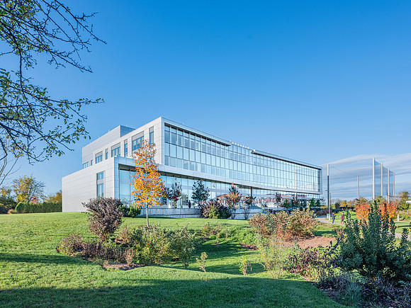 Northeastern University-Innovation Campus at Burlington, MA Client: Page